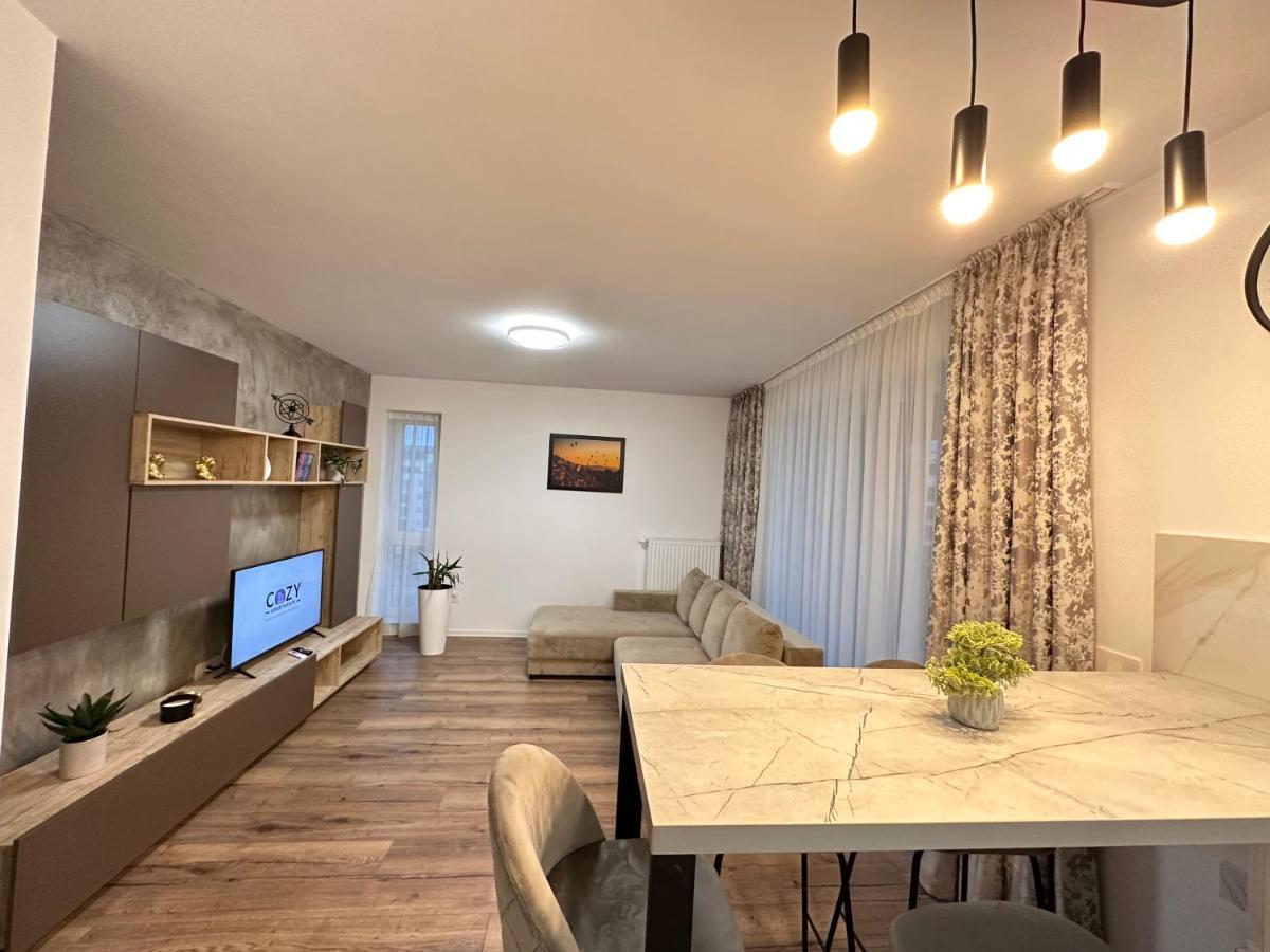 Deluxe Cozy Apartments - Coresi Mall #Braşov Exterior foto