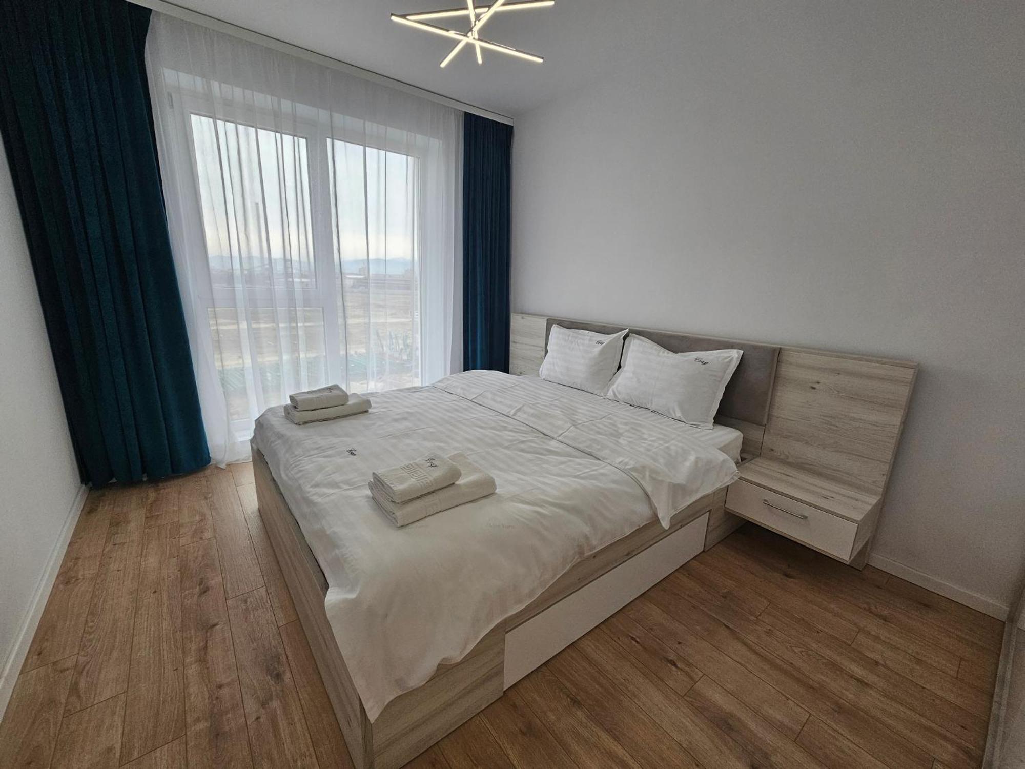 Deluxe Cozy Apartments - Coresi Mall #Braşov Exterior foto