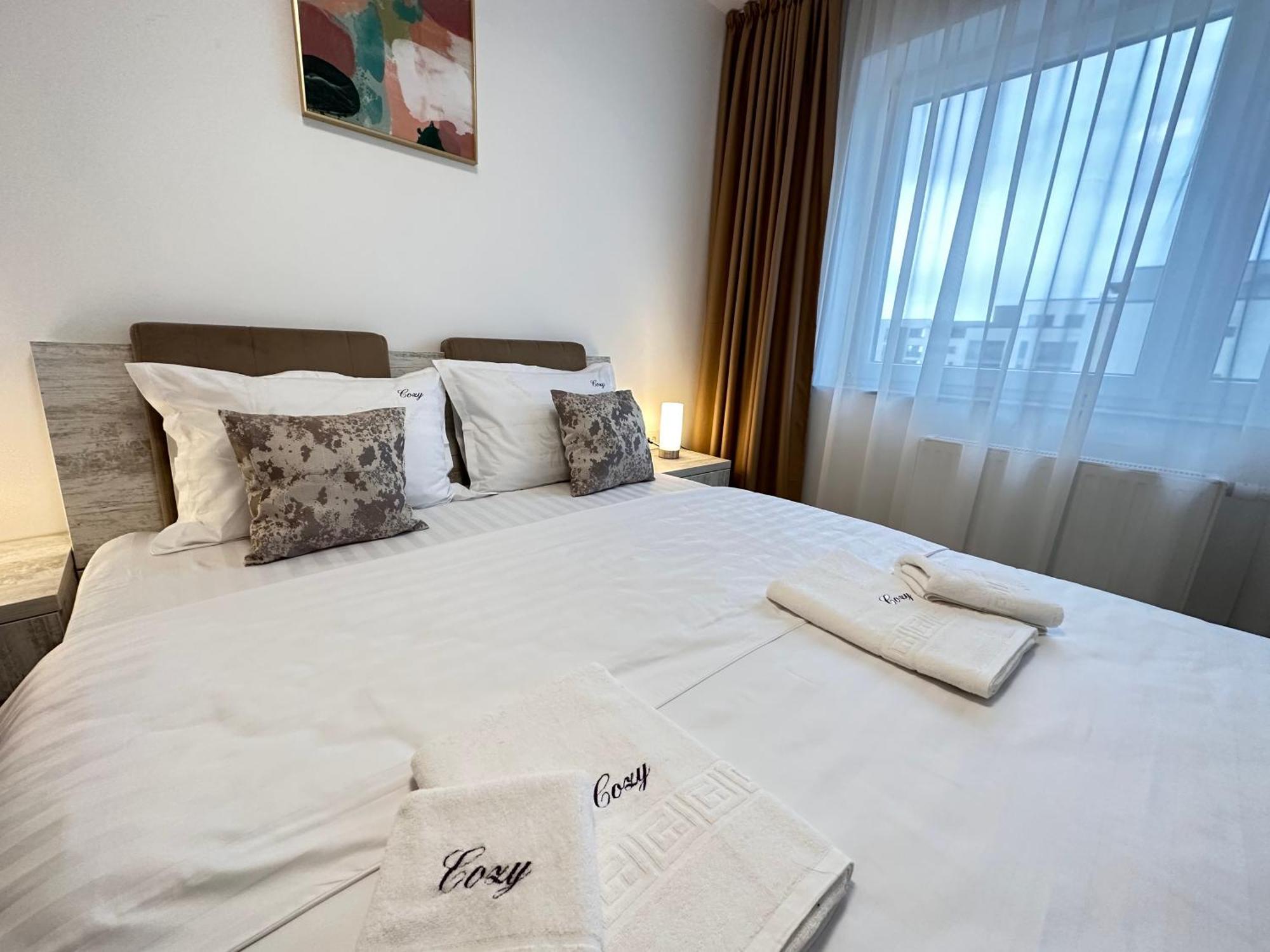 Deluxe Cozy Apartments - Coresi Mall #Braşov Exterior foto